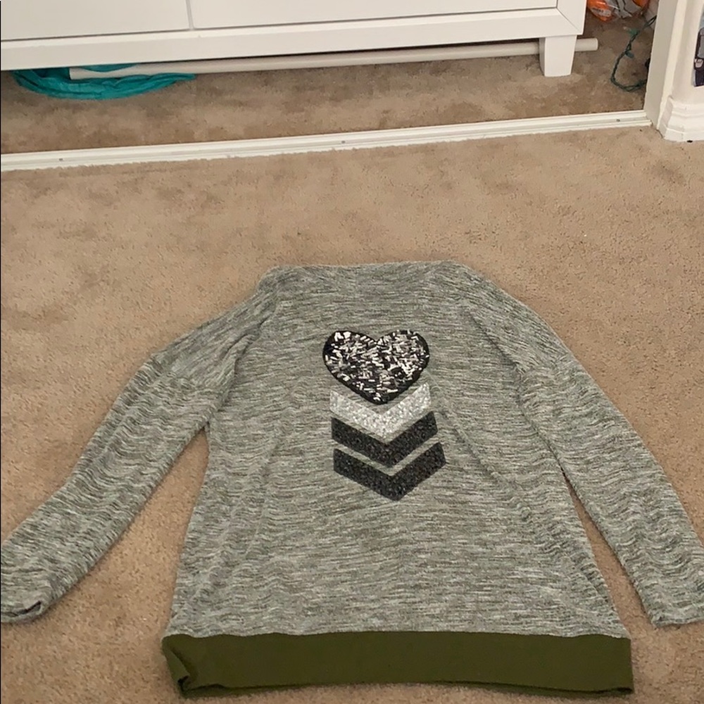 Sweater/shirt